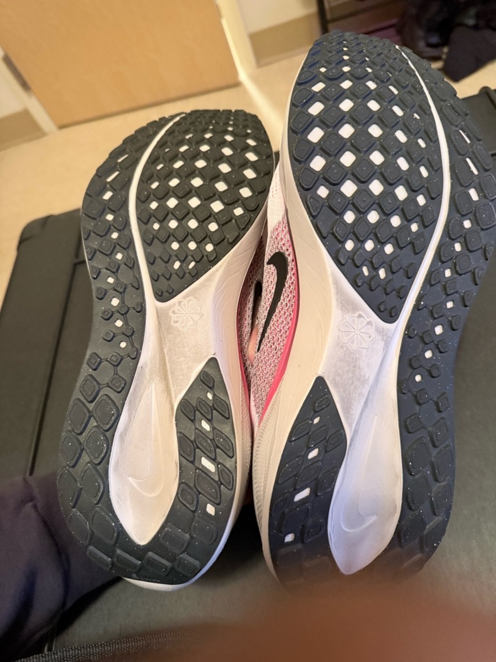 Nike Men's  Pegasus 41 Light Pink and Black Running Sneakers - Picture 8 of 8